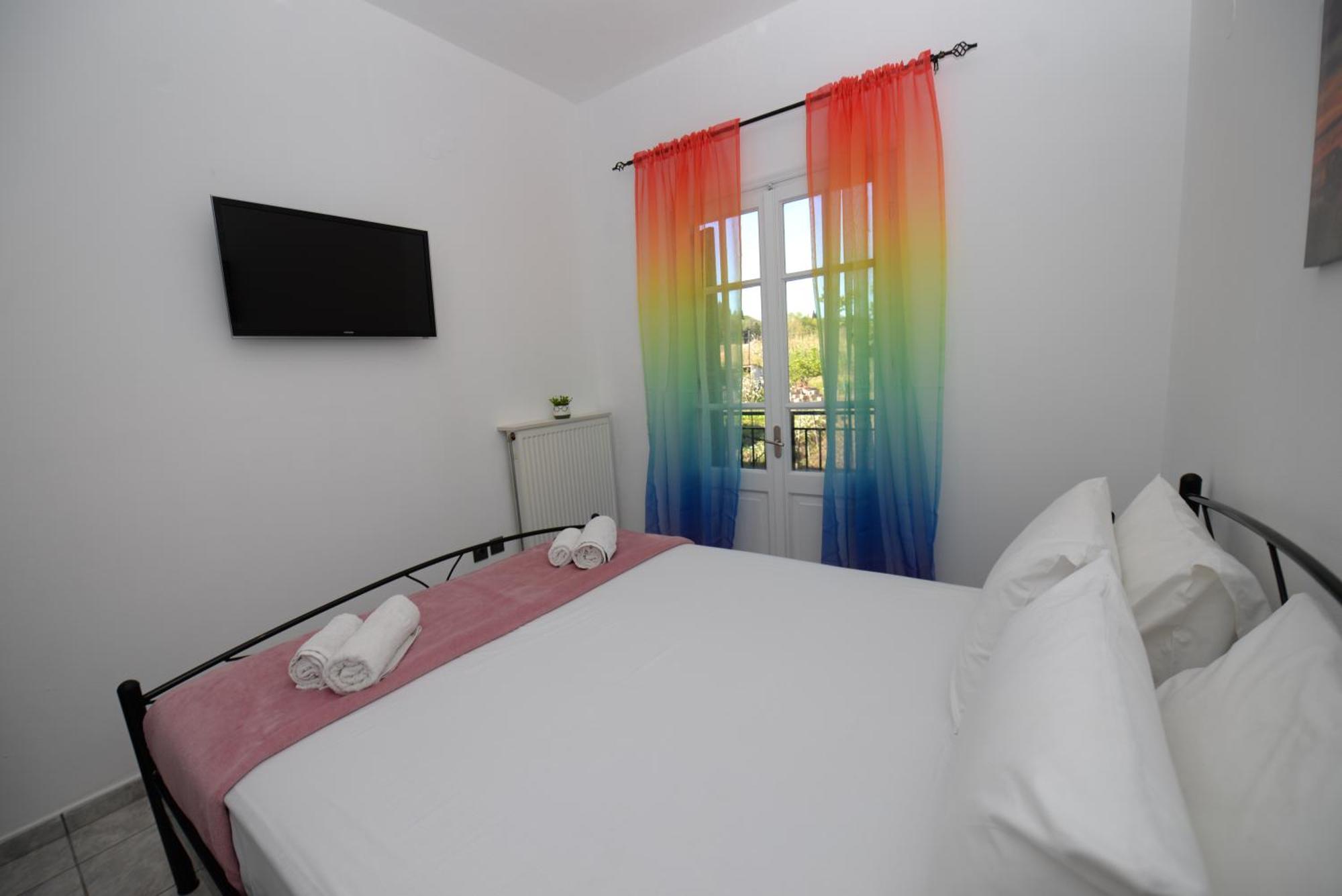Ionian Luxury Apartments Perama  Dış mekan fotoğraf